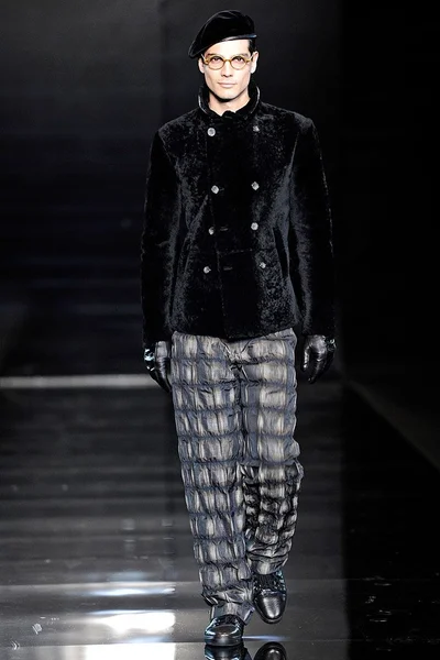 Look 33